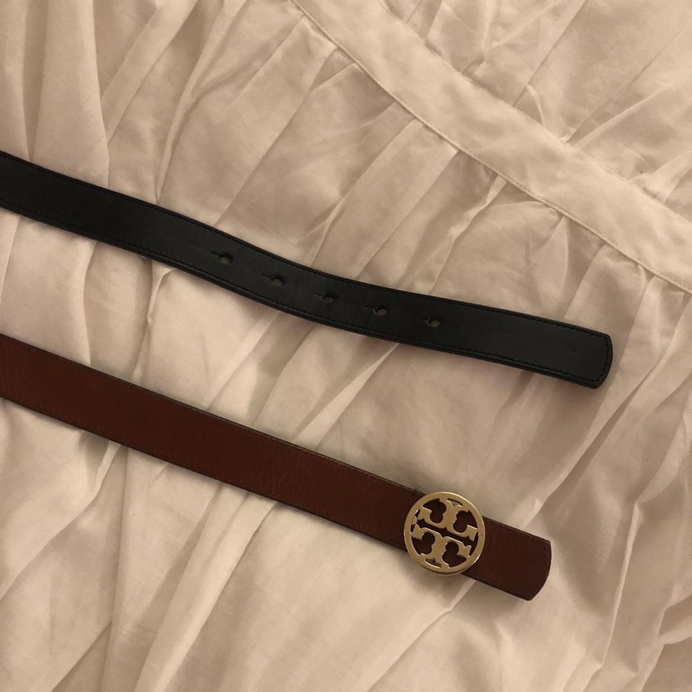REVERSIBLE tory burch belt